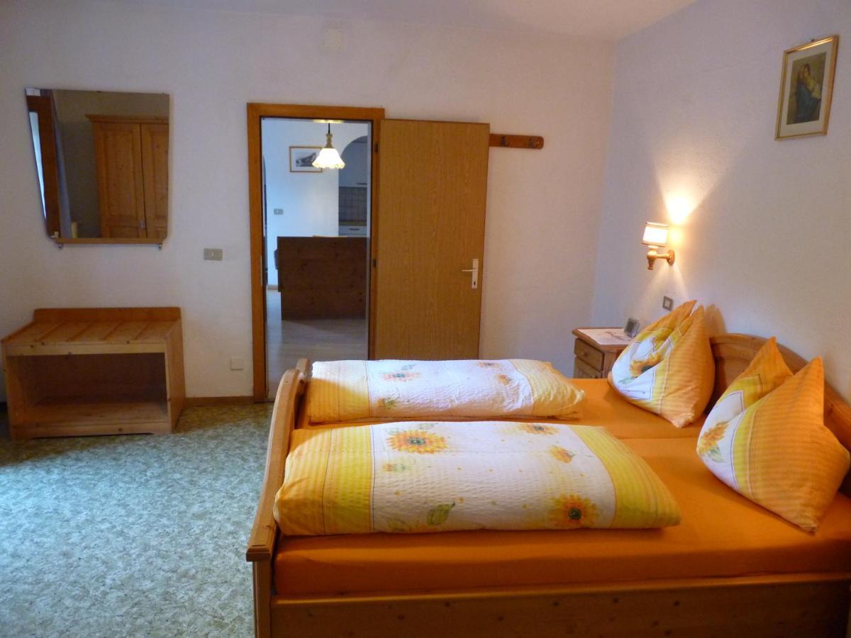 Schlosshof Zu Montani Morter 外观 照片
